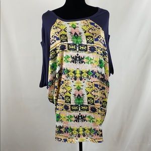Young Threads Aztec Print Size Small Blouse NWT